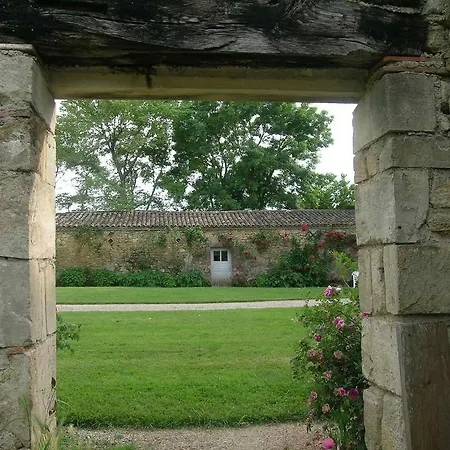 Chateau Les Pericots Apartment Aillas